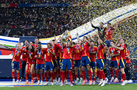 尼克斯锁定东部第三！锡伯杜魔鬼轮换遭质疑，布伦森冒险复出.